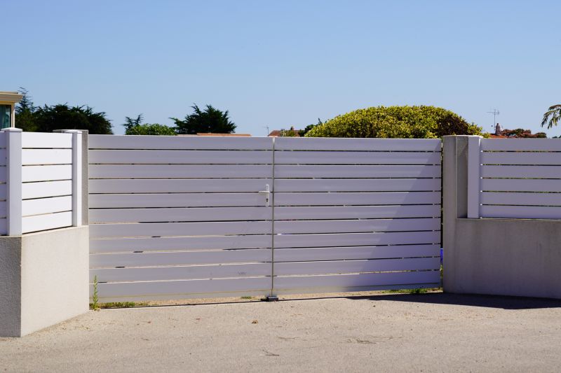 Vinyl Fence with Gate