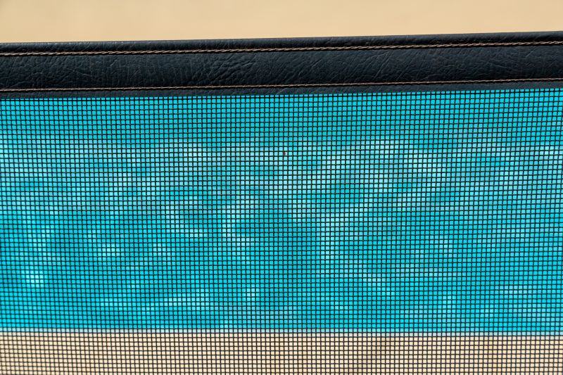 Mesh Fence with Pet Barrier